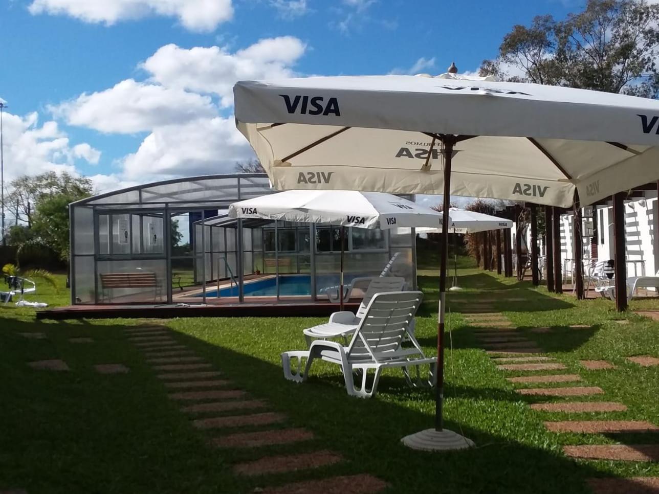 Complejo Juanjo Ramos Hotel Termas del Dayman Exterior photo