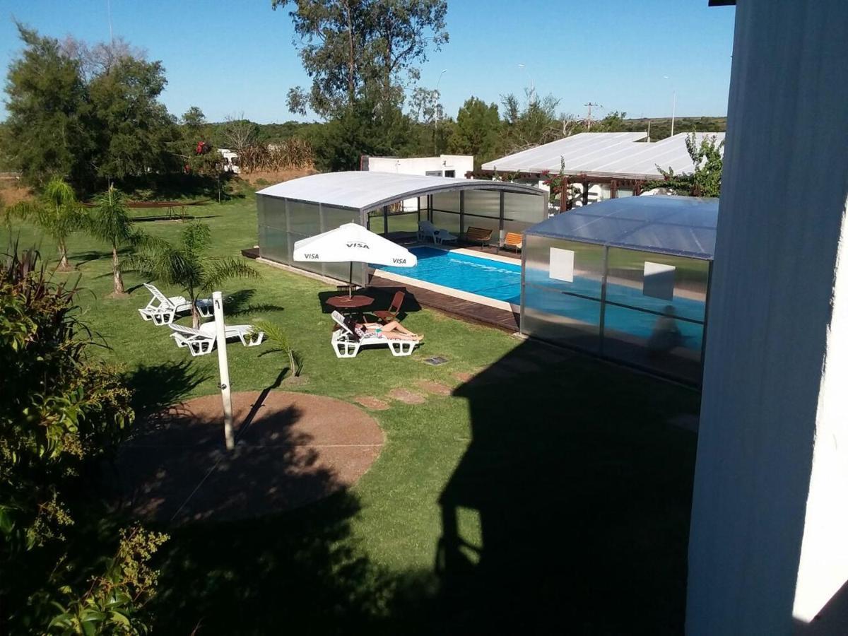 Complejo Juanjo Ramos Hotel Termas del Dayman Exterior photo